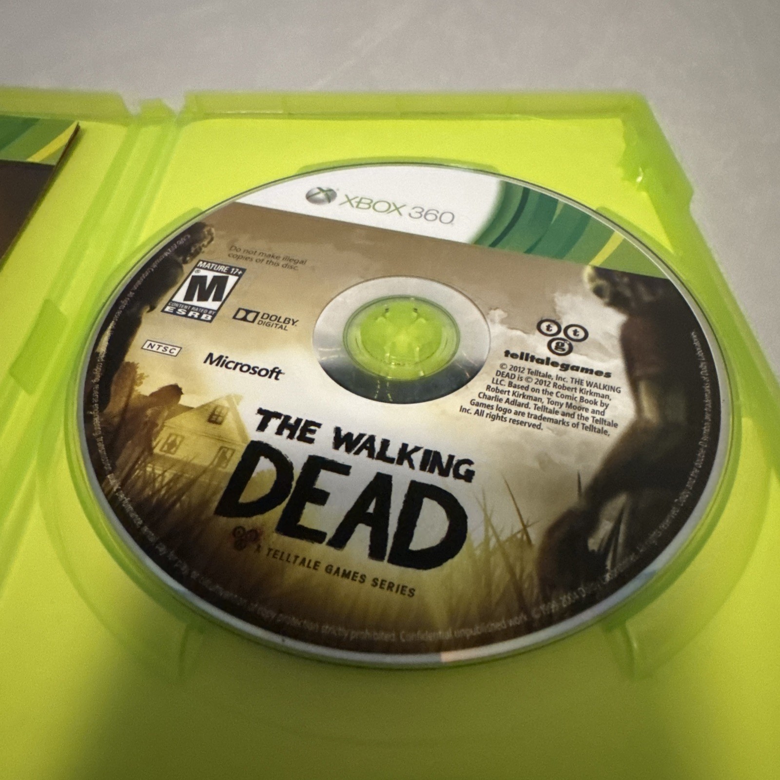 The Walking Dead (Xbox 360) CIB COMPLETE- Tested