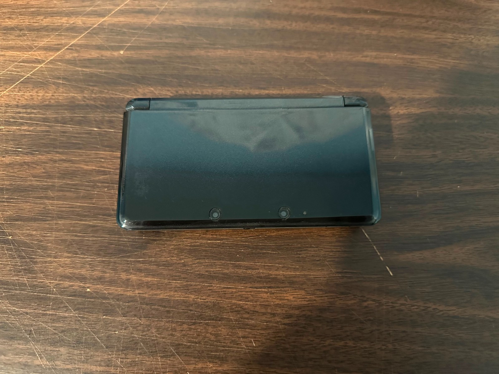Nintendo 3DS Excellent Condition with Stylus, Memory card and Charger – Black