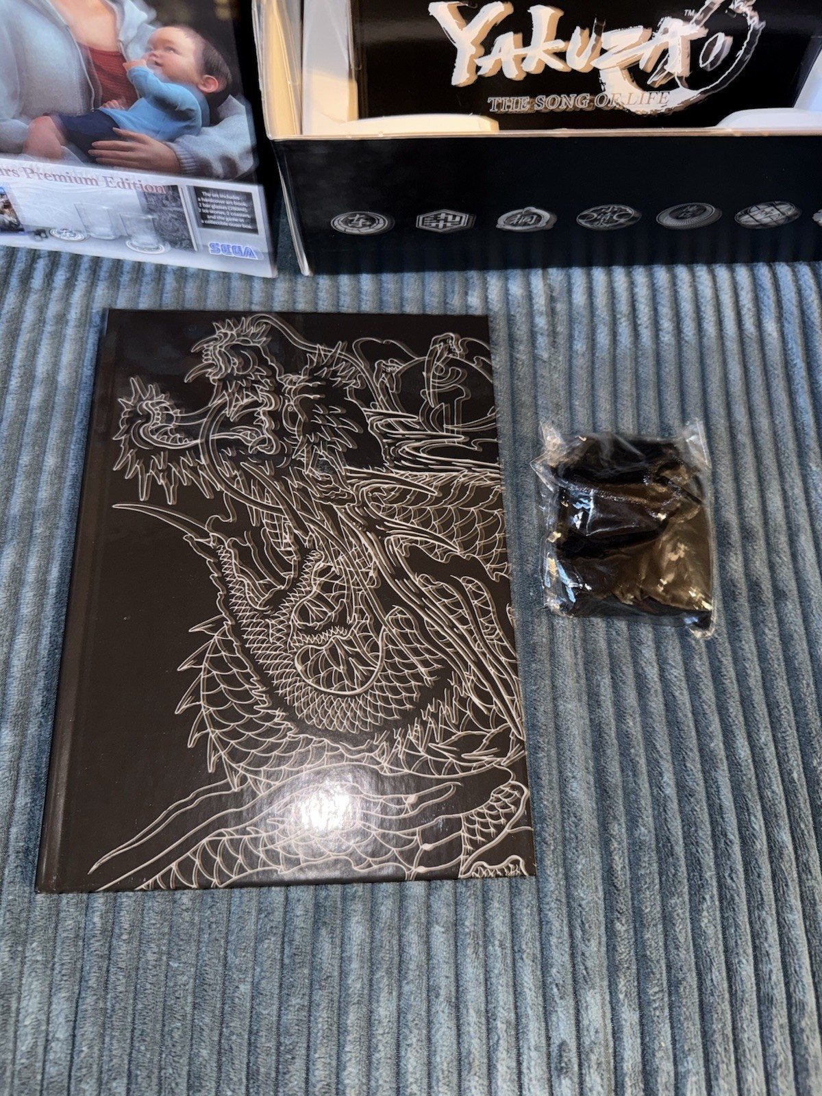 Yakuza 6 The Song of Life After Hours Premium Edition PS4 OPEN MISSING ITEMS
