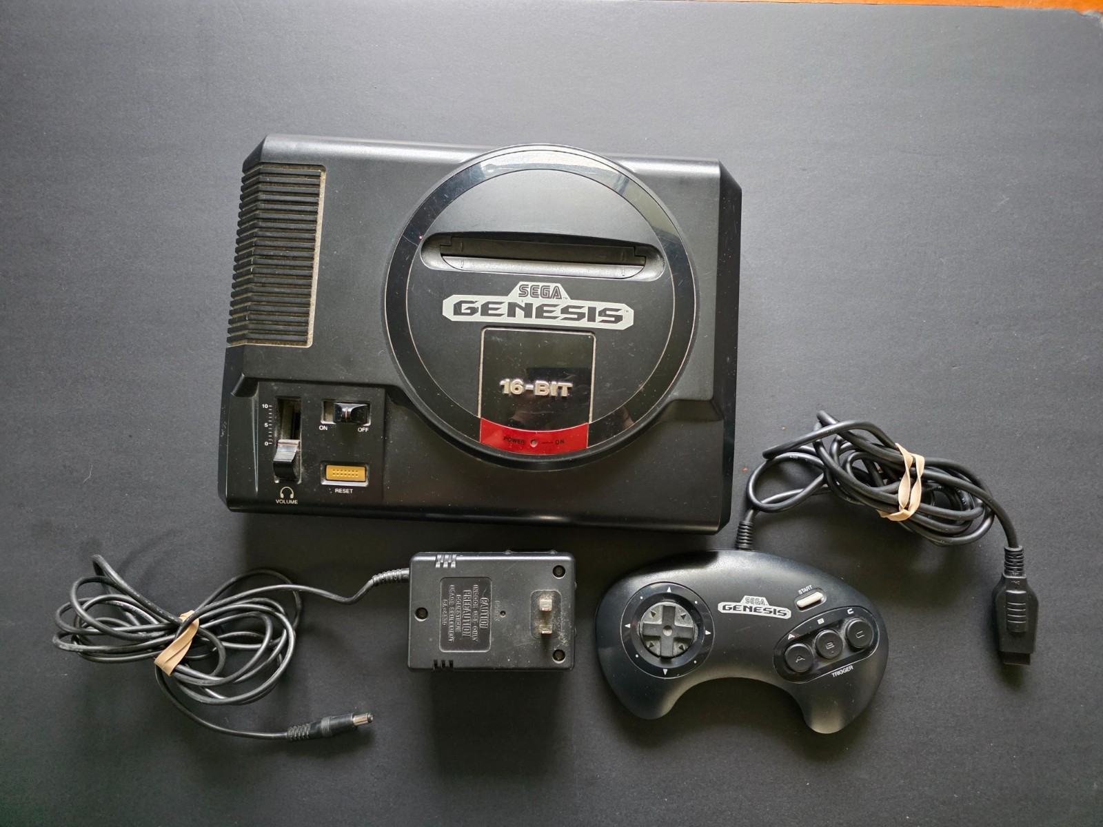 Sega Genesis 16 Bit Console Tested Working OEM Power Cord & Controller Working