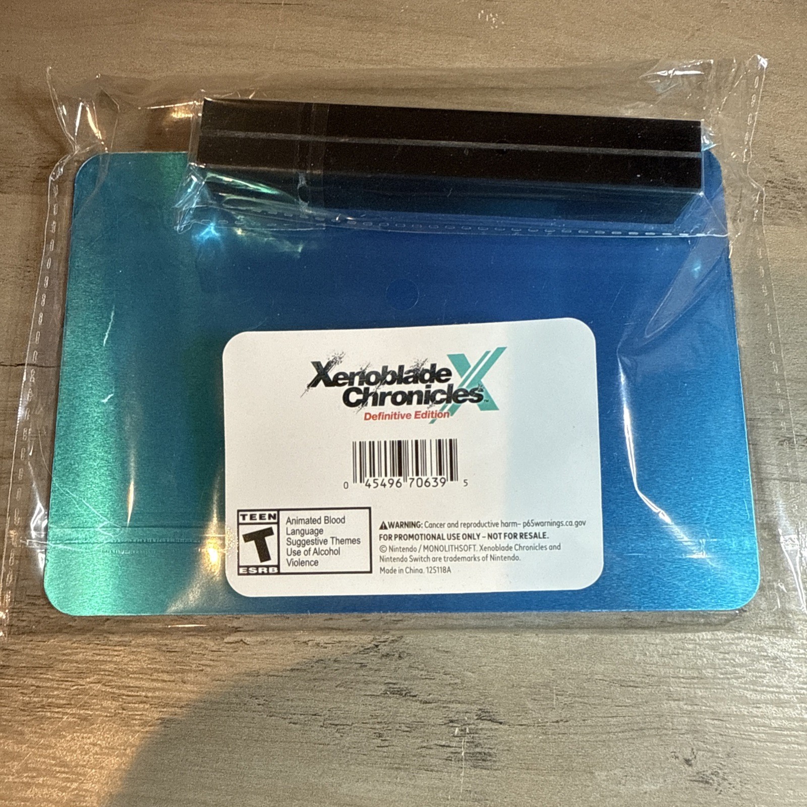 Xenoblade Chronicles X: Definitive Edition Best Buy Bonus Metal Poster & Stand