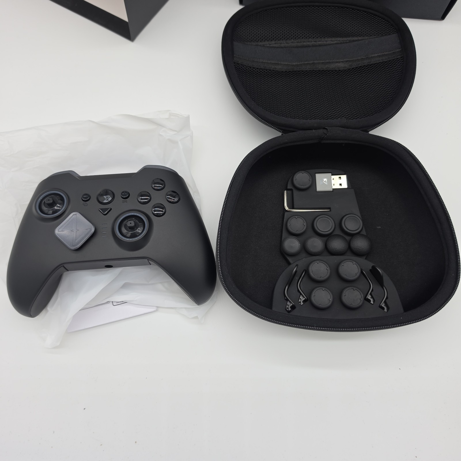 ZD O+ Excellence Wireless PC Controller – Modular Design, Hall Effect Joysticks,