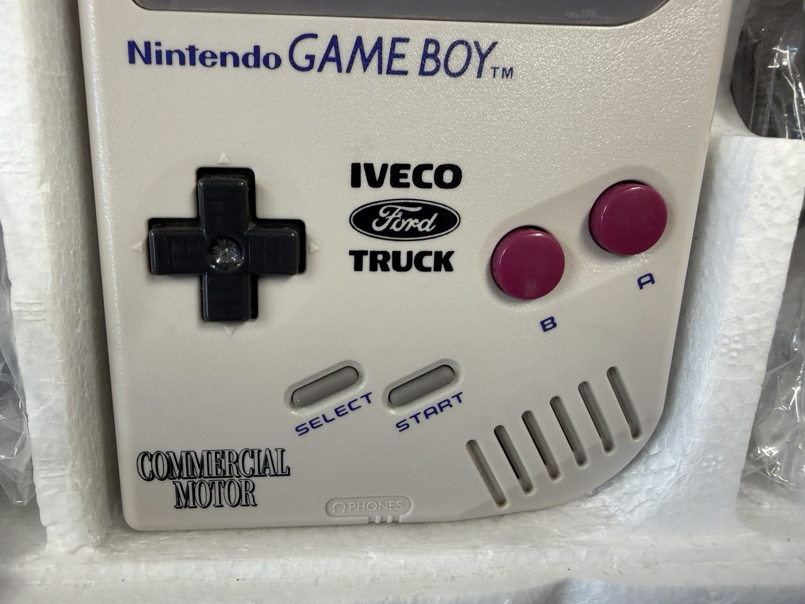 RARE Nintendo Game Boy DMG-01 Iveco Truck Commercial Motor Ford Variant /100