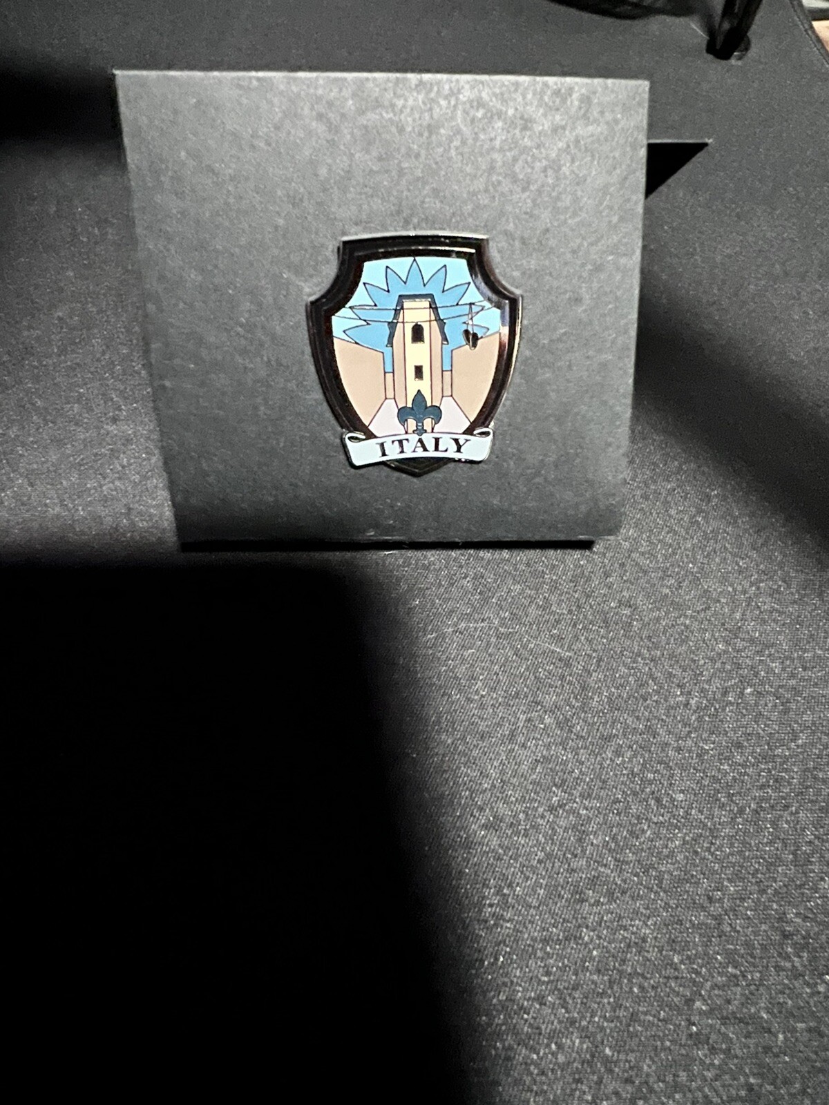 CSGO Series 1 ITALY Pin With Code Unscratched