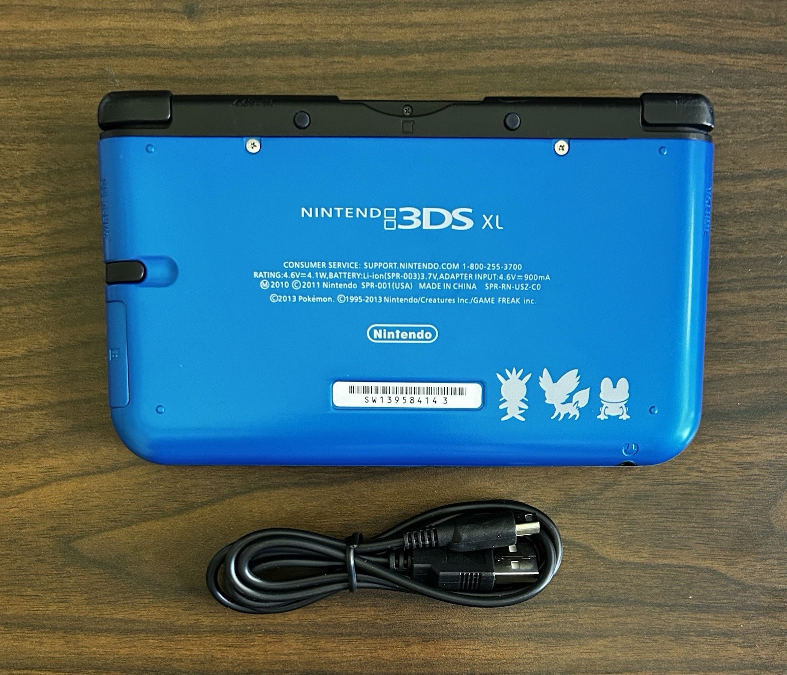 USA VERSION Nintendo 3DS XL Pokémon X and Y blue version Handheld System
