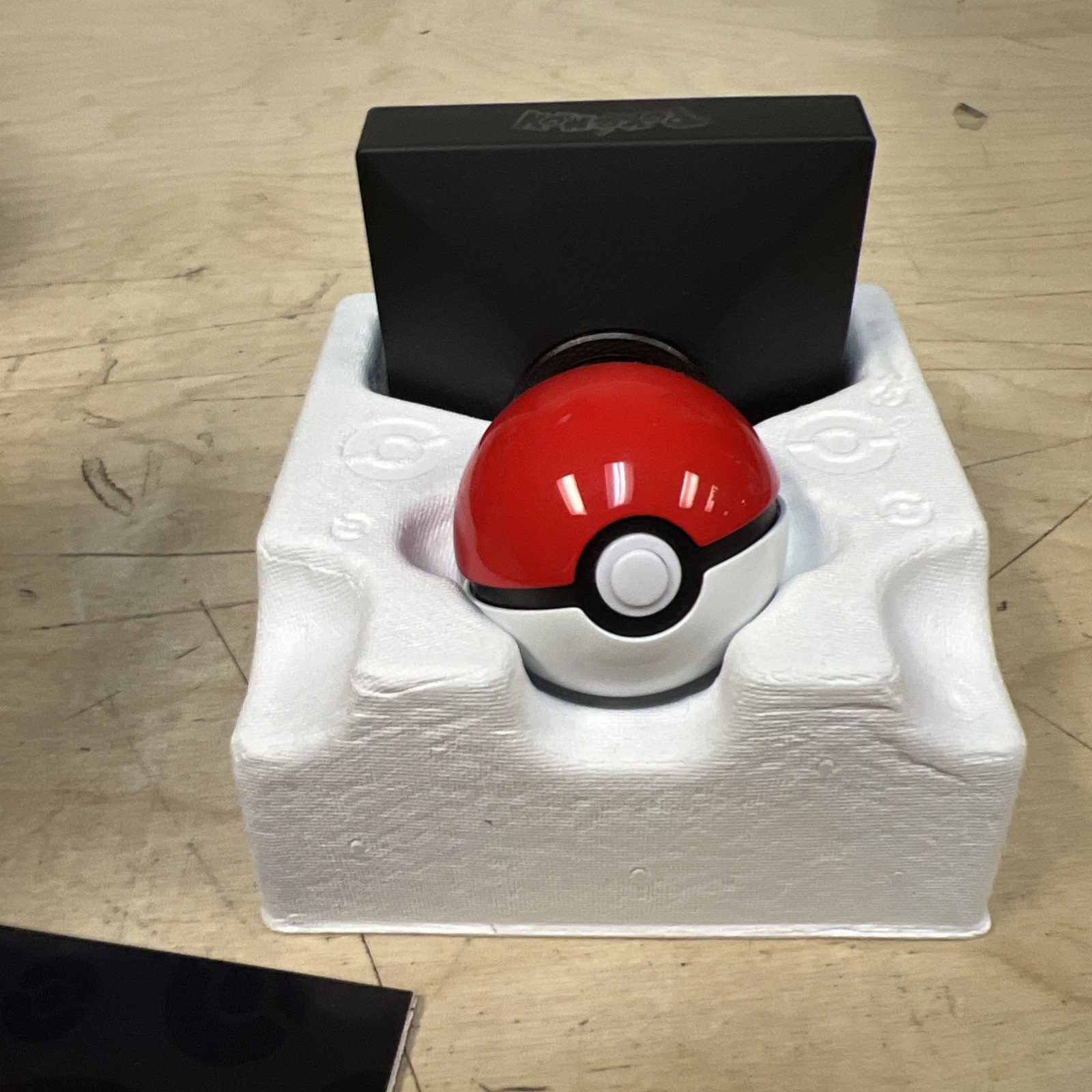 Pokemon Mini Ball Replica The Wand Company TWC Red White Pokeball