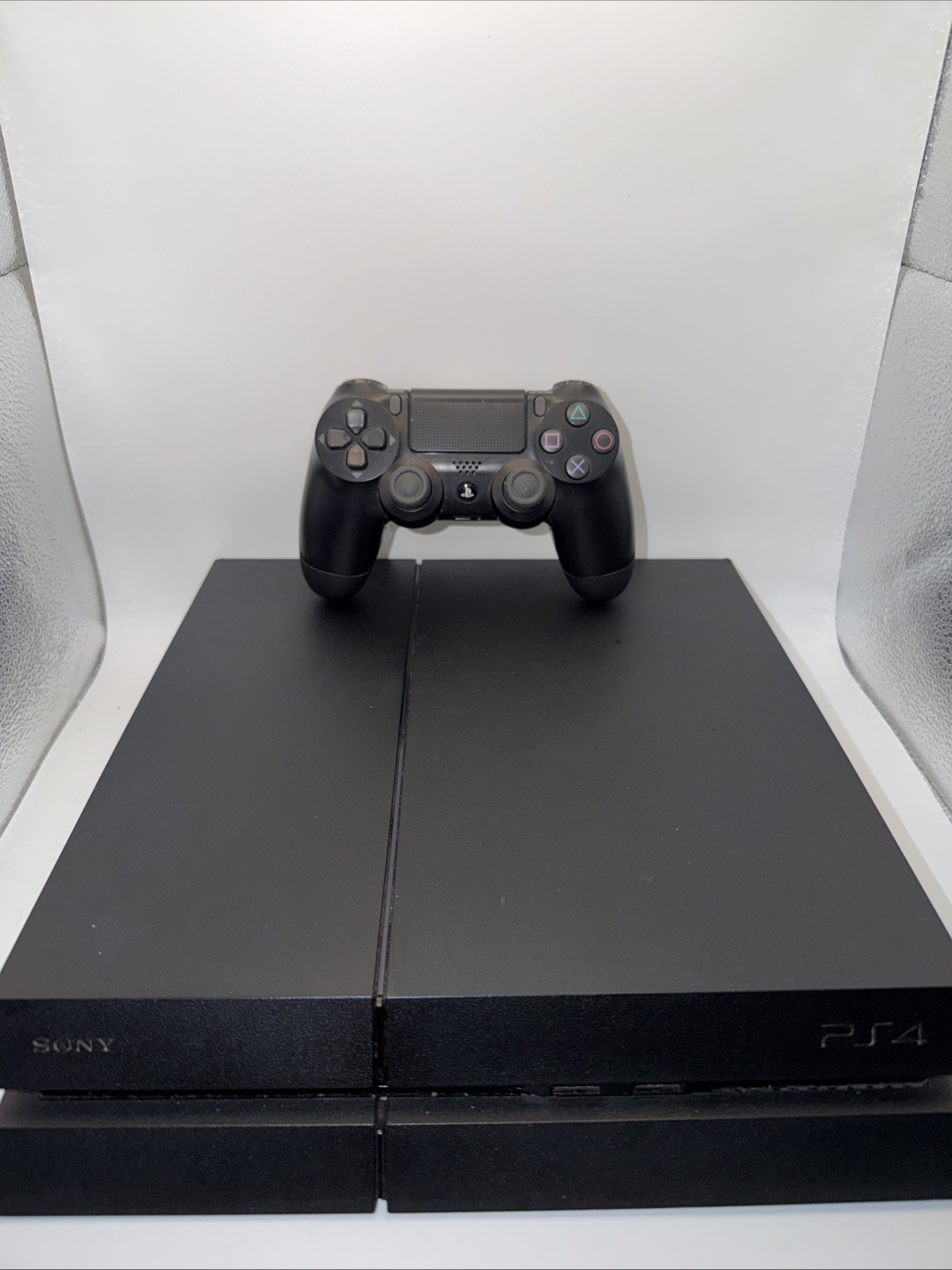 Sony PlayStation 4 500GB Console – Black With Controller, Power, & HDMI Tested