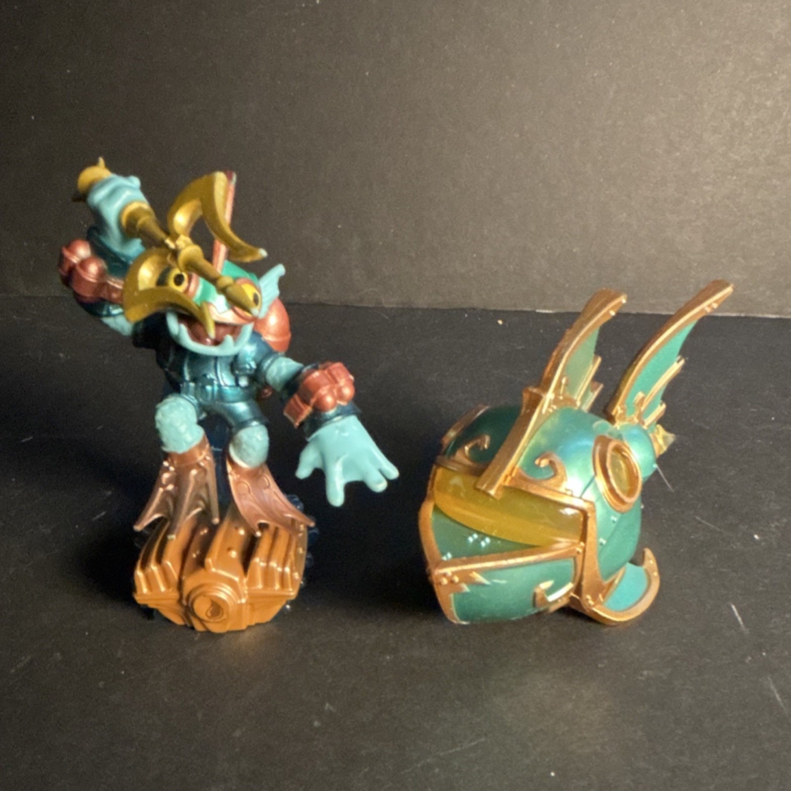 Activision Skylanders Gill Grunt Character Figure Pack E2718A