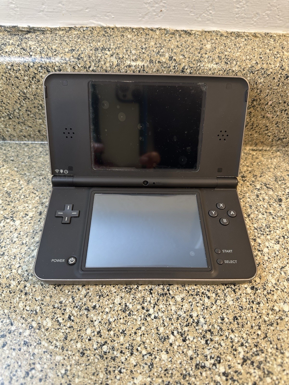 *Great Condition* Nintendo DSI XL Bronze Handheld Console