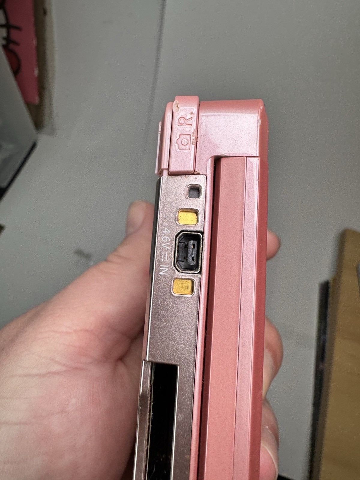 Nintendo 3DS Pink Handheld Console Wi-Fi, Headphone Jack, Box Dock Manual (READ)