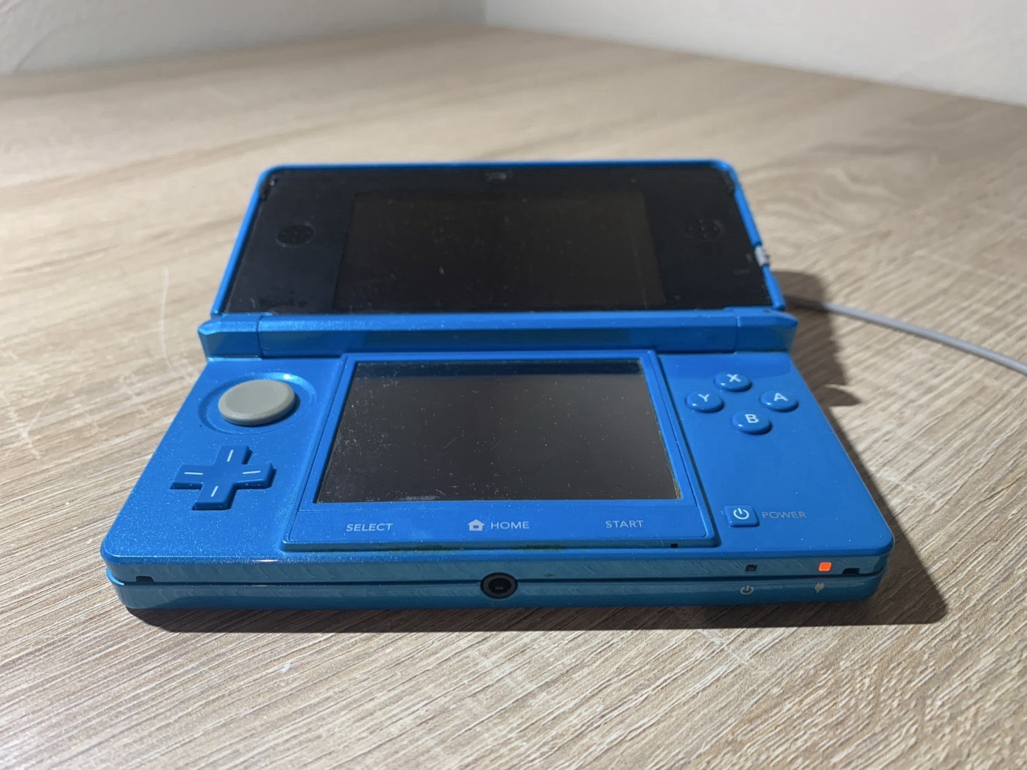 1253 Nintendo 3DS Light Blue Good TESTED