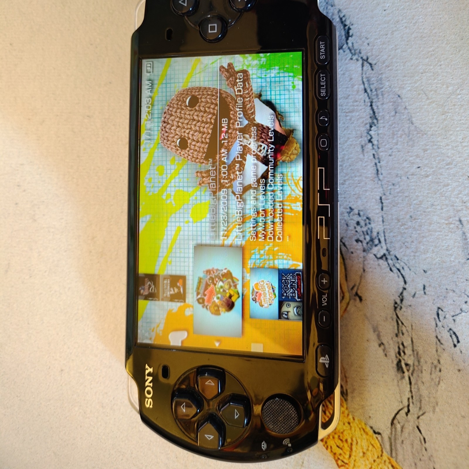 Sony PlayStation Portable PSP 3001 Black Handheld Game Console read before
