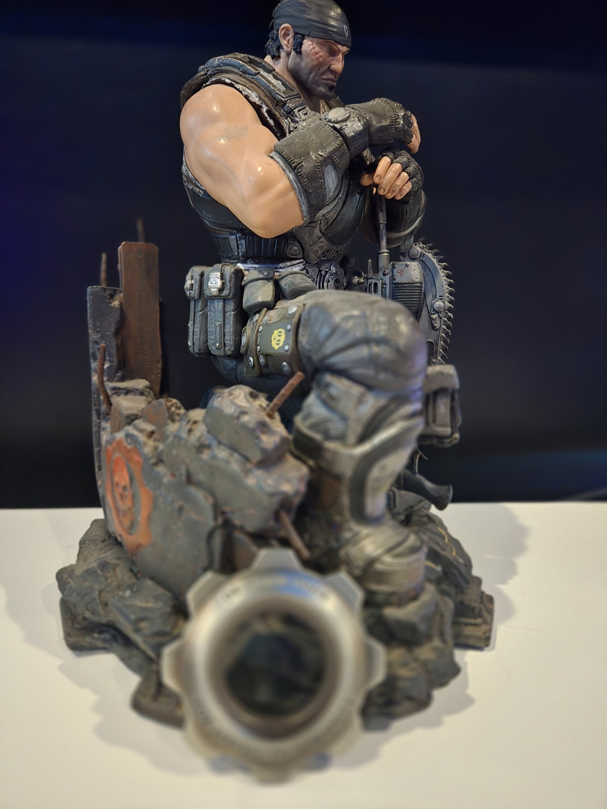 Gears of War 3 Collectors Edition Marcus Fenix Statue