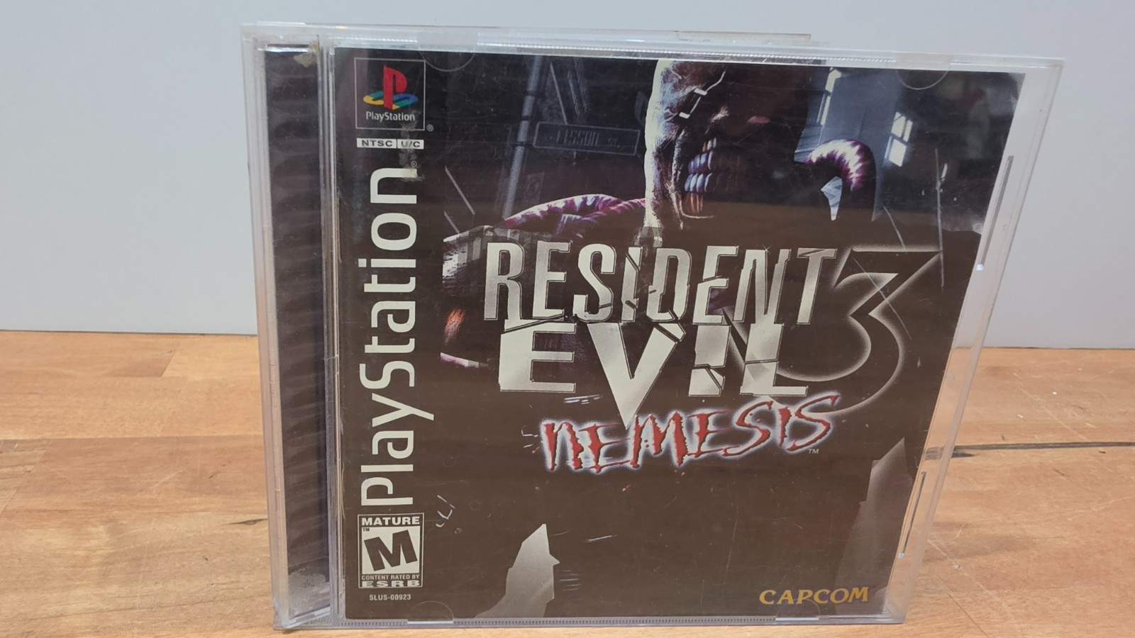 Resident Evil 3: Nemesis (PlayStation 1 PS1, 1999)