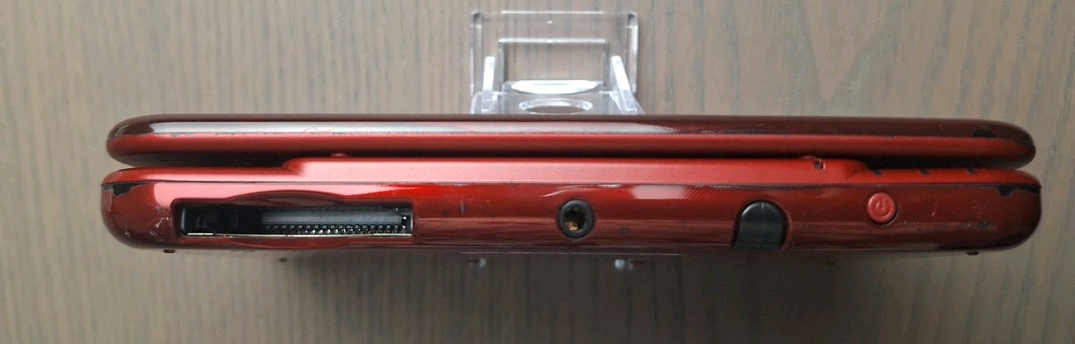 New Nintendo 3DS XL Metallic Red Charger + 32GB SD Card | Region Free