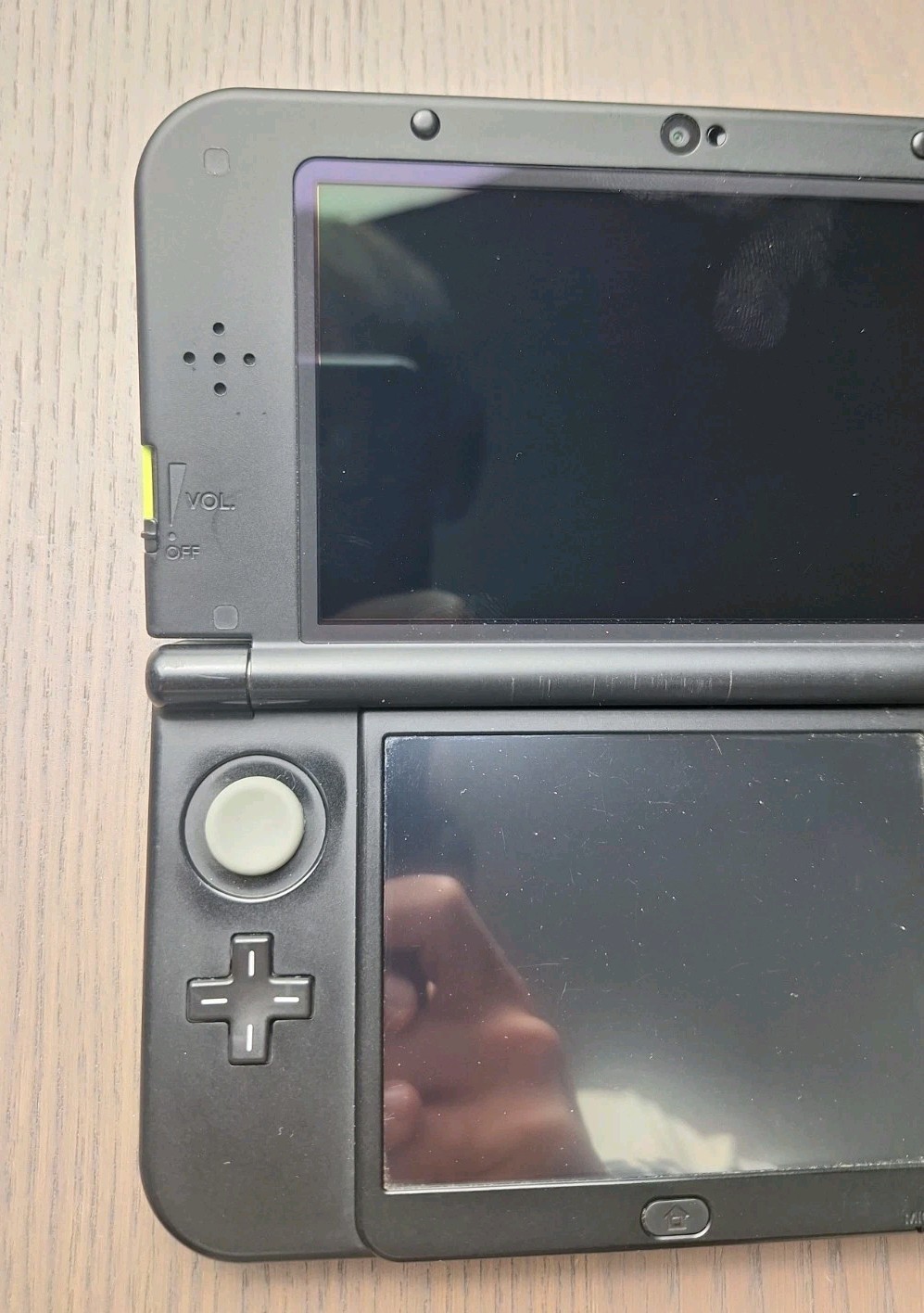 New Nintendo 3DS XL Lime Black | Charger + 32GB SD Card | Region Free