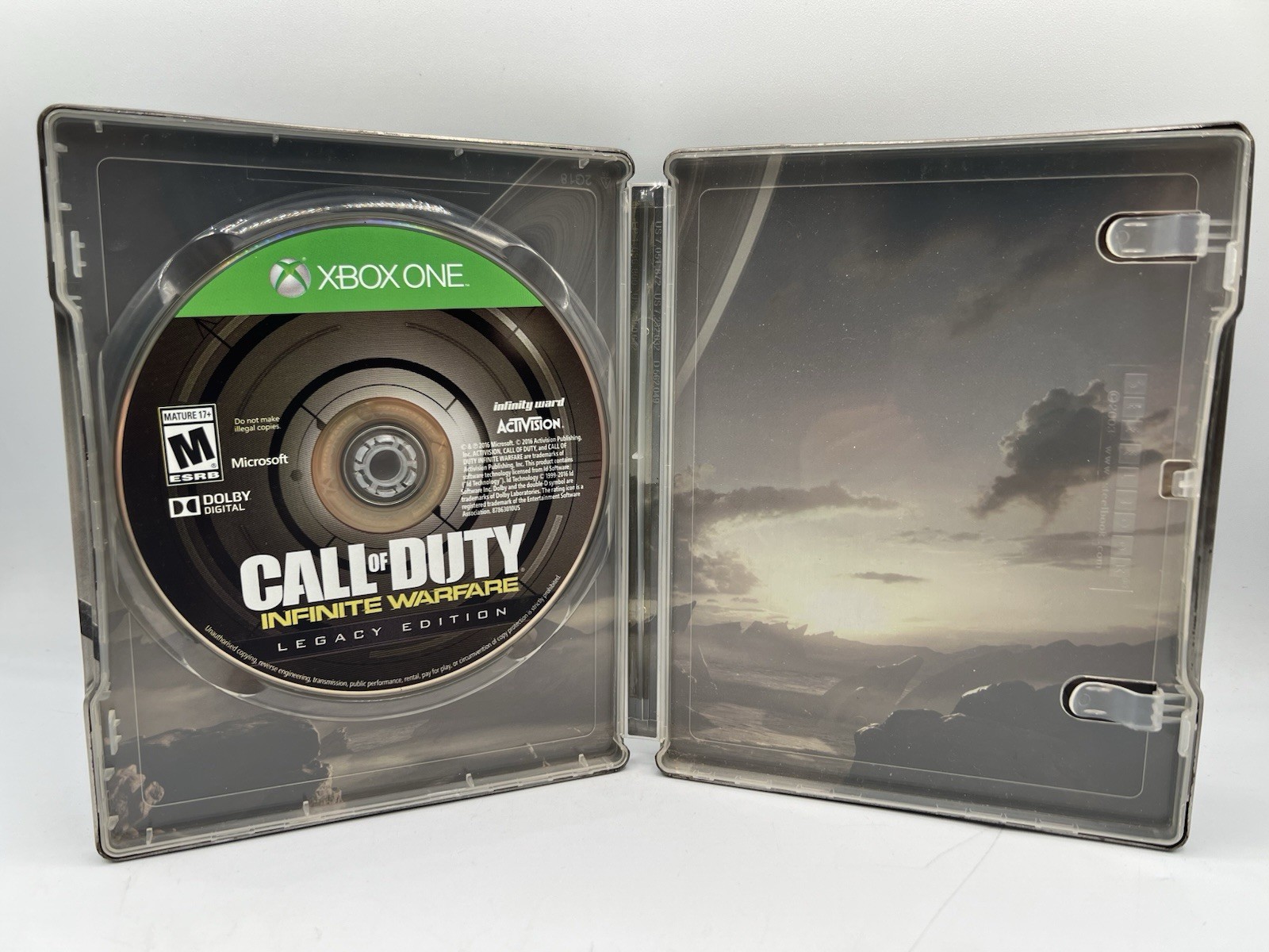 Call of Duty Infinite Warfare Legacy Edition Xbox One Steelbook and Game