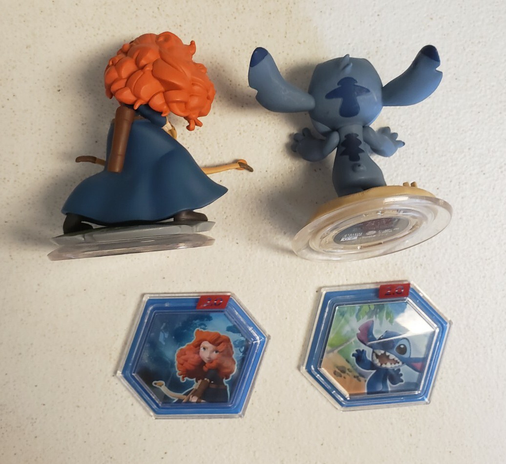 Disney Infinity: (Brave) Merida & (Lilo & Stitch) Stitch Set + 2 Power Discs