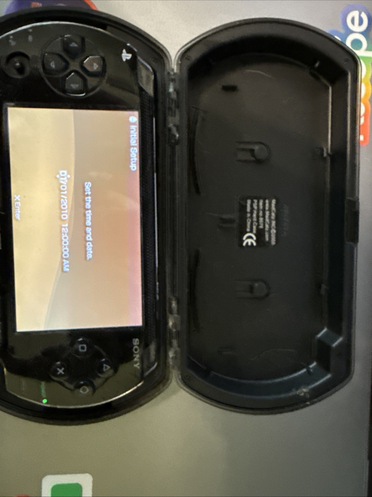 Sony PSP-1001 Handheld Console Black Wi-Fi Capability w Case, Memory and Handle