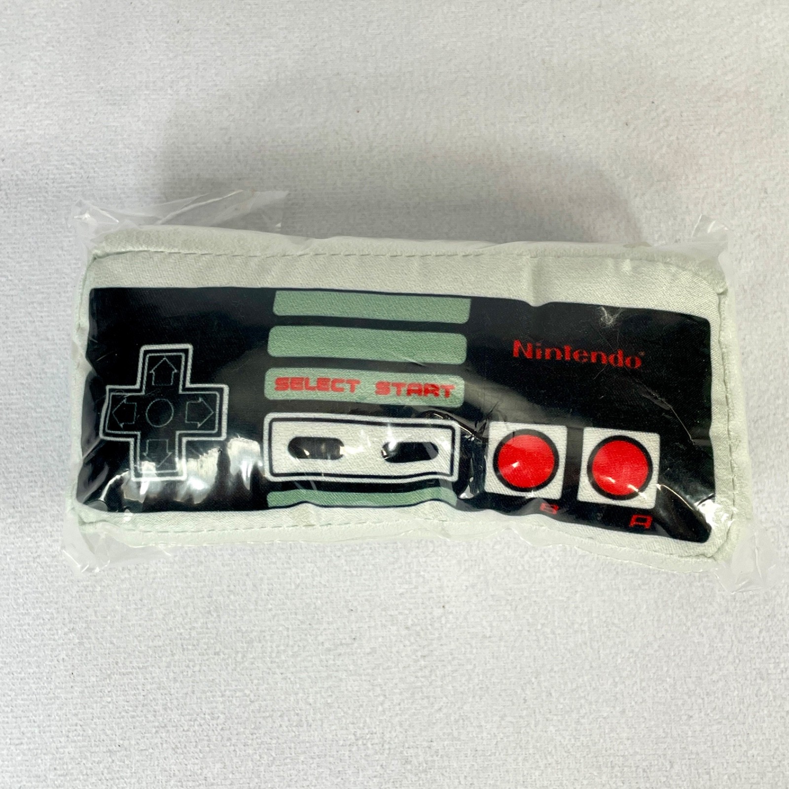 Culturefly Super Nintendo Gameboy NES SNES Collector Box Pin Coin – NO BP – OPEN