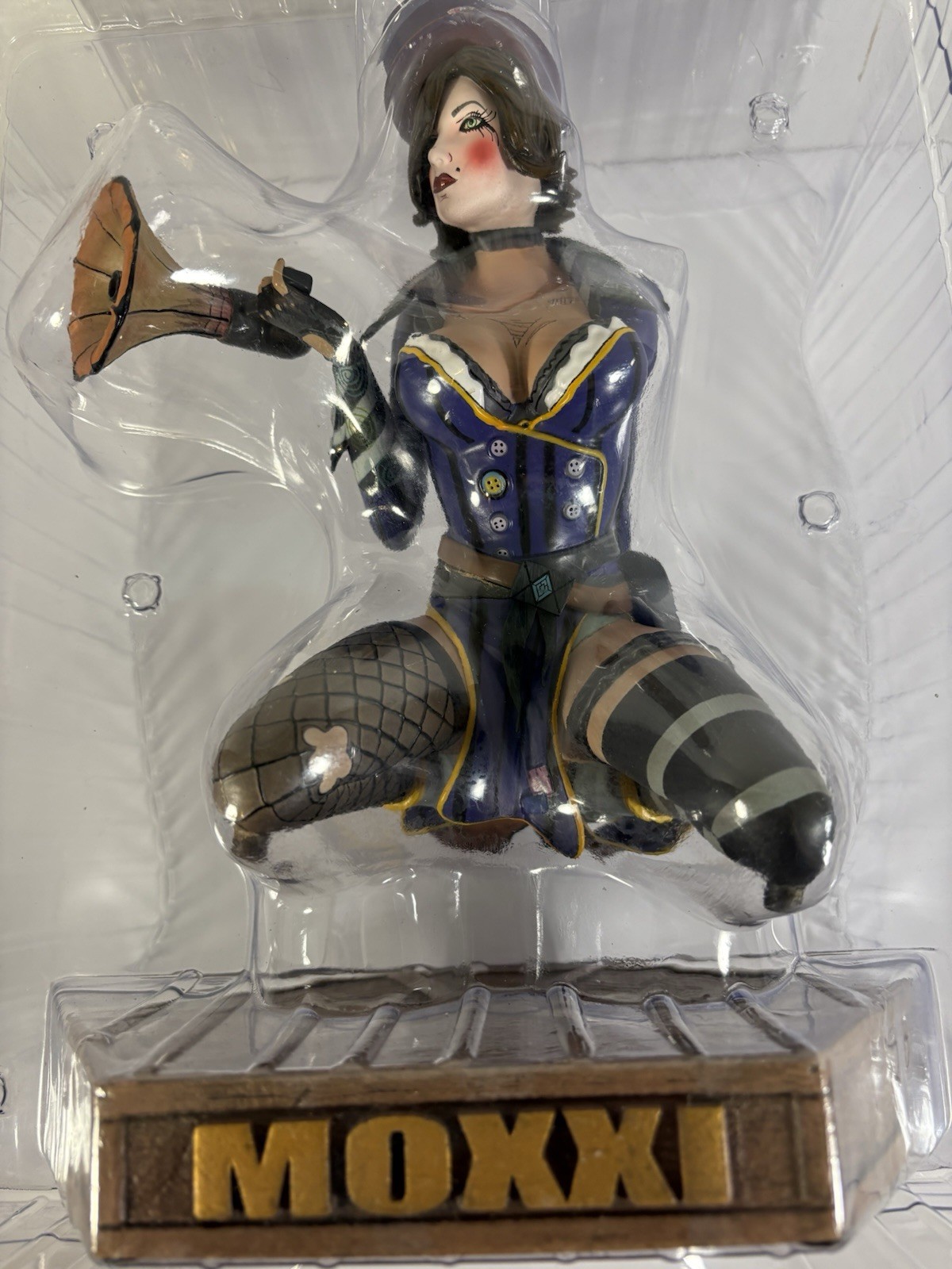 Borderlands 2 Mad Moxxi Collectible Statue 1:4 Scale – Purple