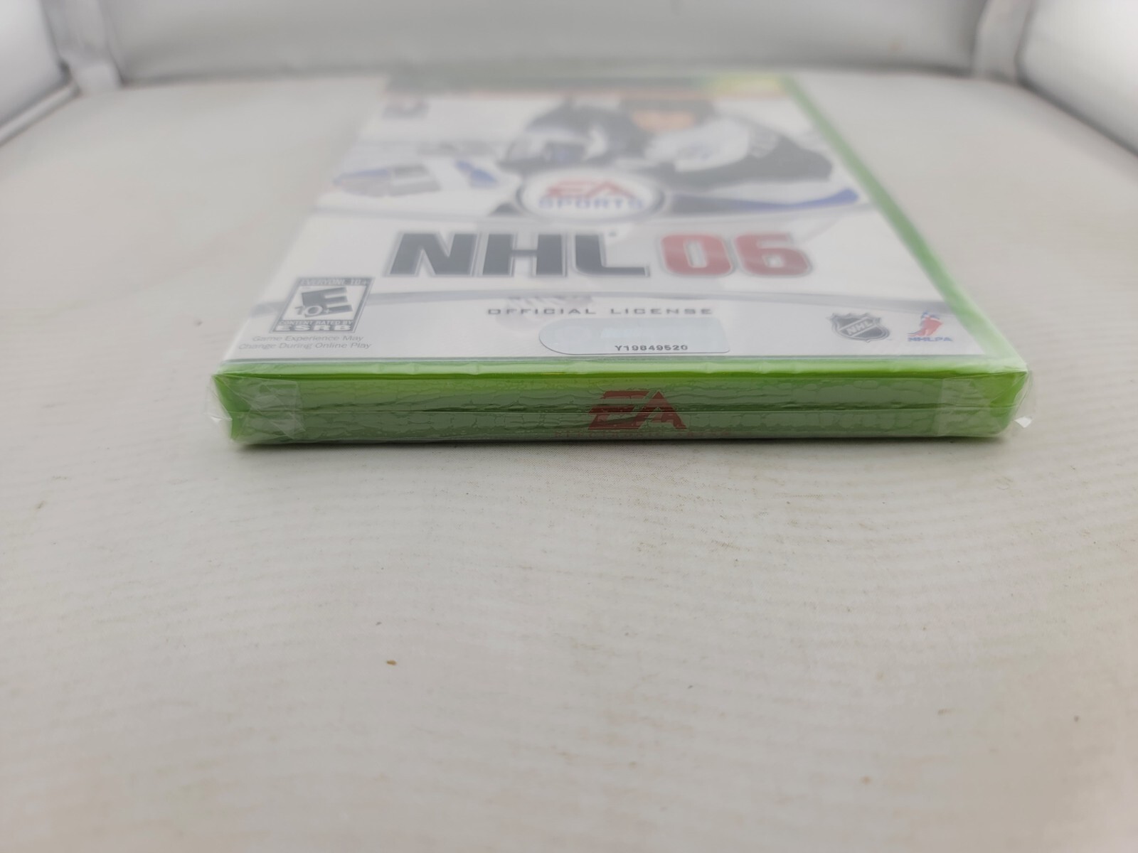 NHL 06 for Microsoft XBOX Brand New Factory Sealed