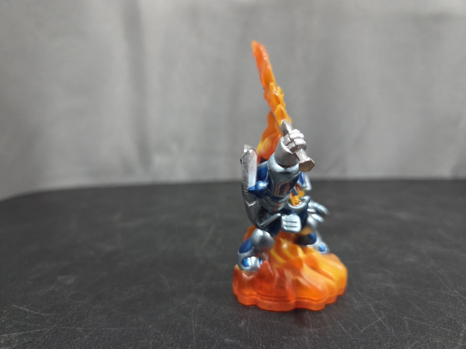 Skylanders Giants Ignitor Fire Element Monster Figure 2012 Spyros Adventure