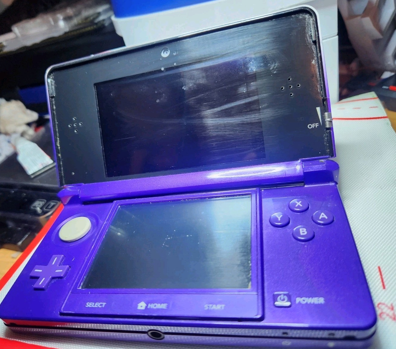 Nintendo 3DS CTR-001 Handheld System Purple Wi-Fi 256GB card
