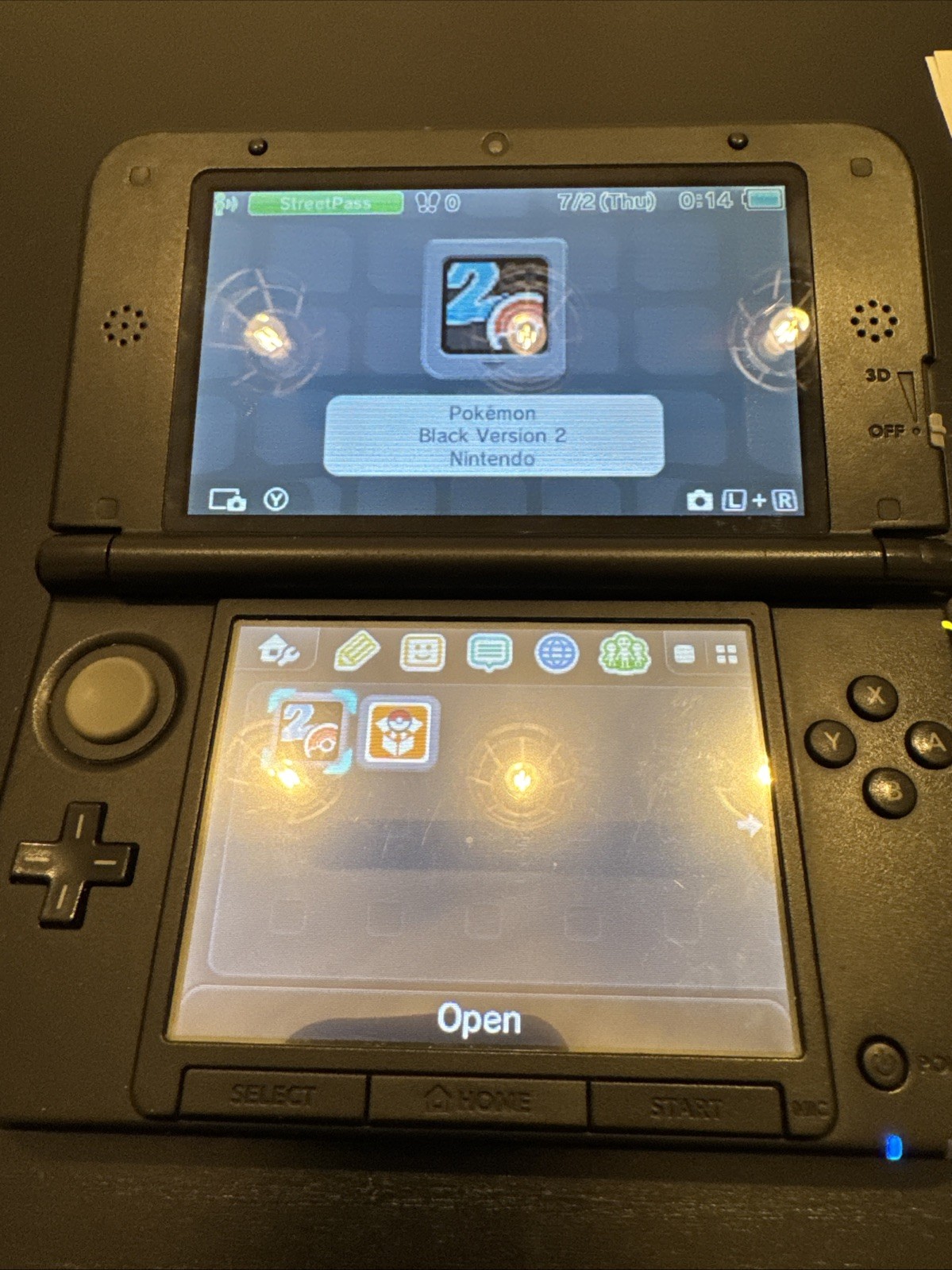 Pokémon Black 2 Version Nintendo DS 2012, Complete in Box with Manuals Tested