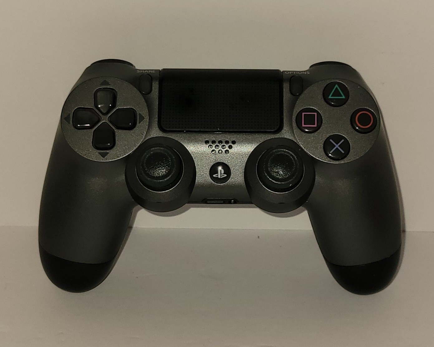 Sony PlayStation 4 DualShock Wireless Controller Far Gray, Clean and Tested!