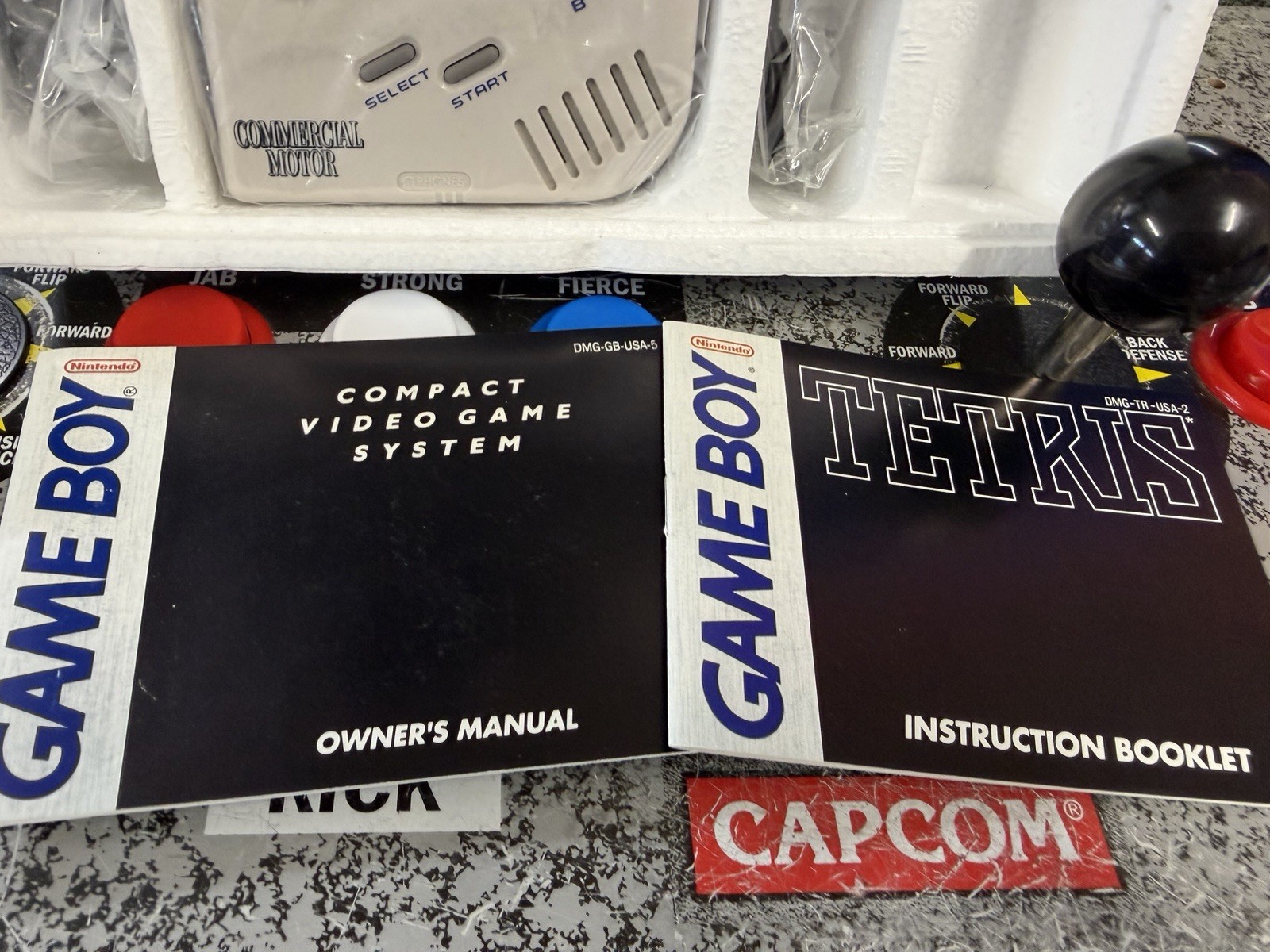 RARE Nintendo Game Boy DMG-01 Iveco Truck Commercial Motor Ford Variant /100