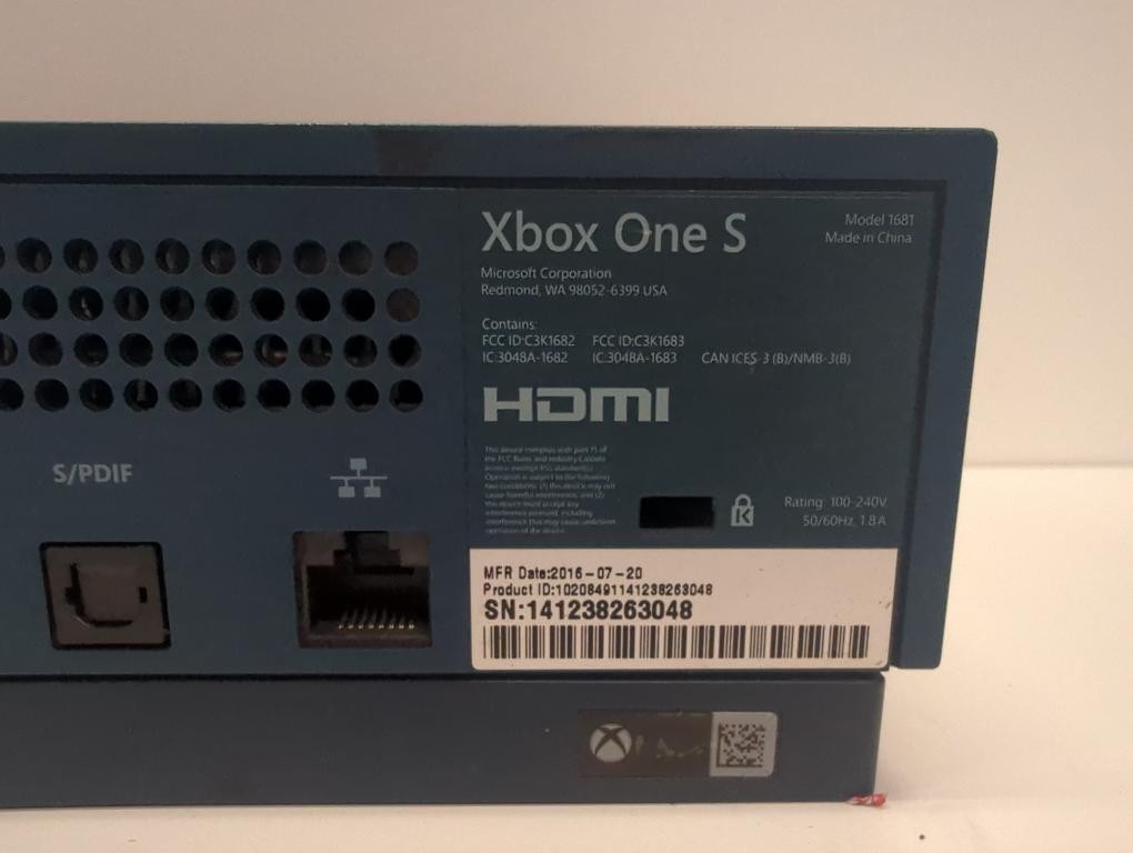 MICROSOFT XBOX ONE S 500G *AS-IS* (P08035996)