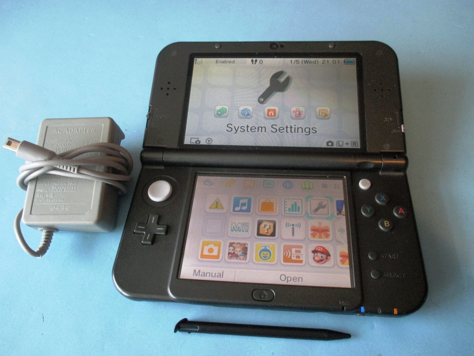 Nintendo New 3DS XL Black System Pokemon Reshell w/Charger US Version FREE Ship!