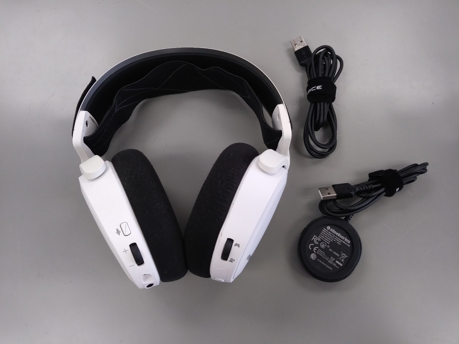 SteelSeries Arctis 7 Wireless Headset – White