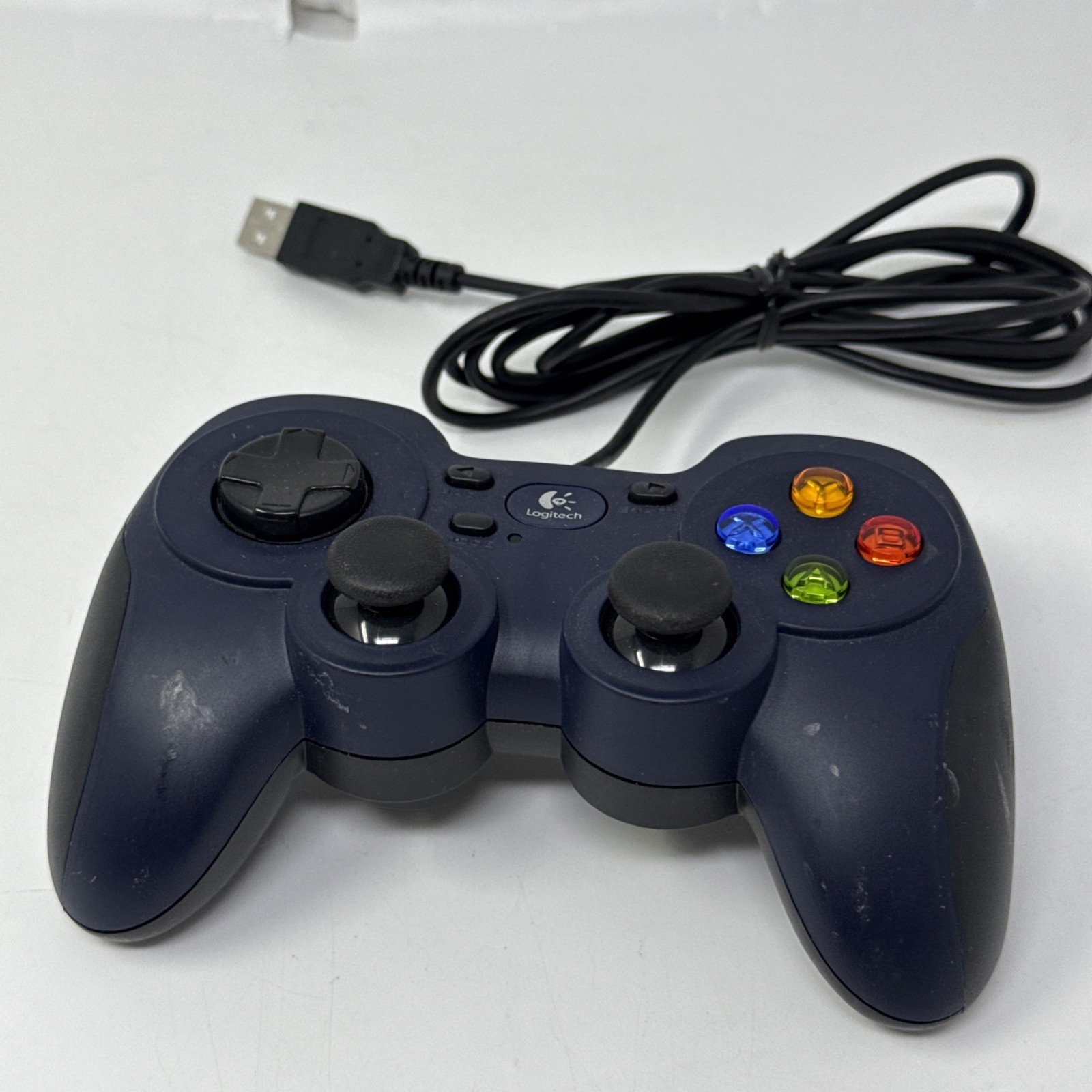 Logitech Gamepad F310 Wired USB Game Controller for PC/Mac G-U0001 840-000058