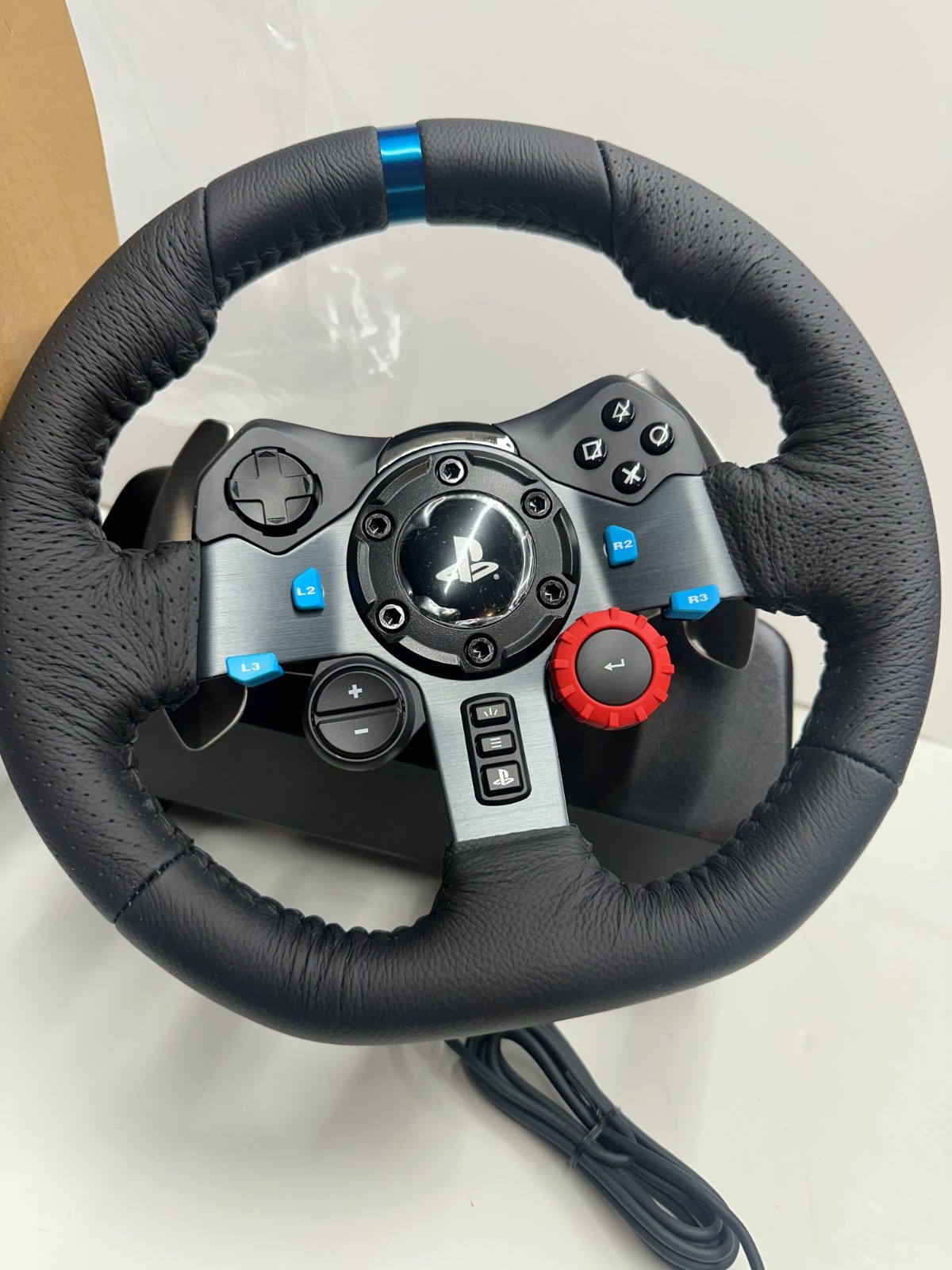Logitech G29 Driving Force Racing Wheel and Floor Pedal