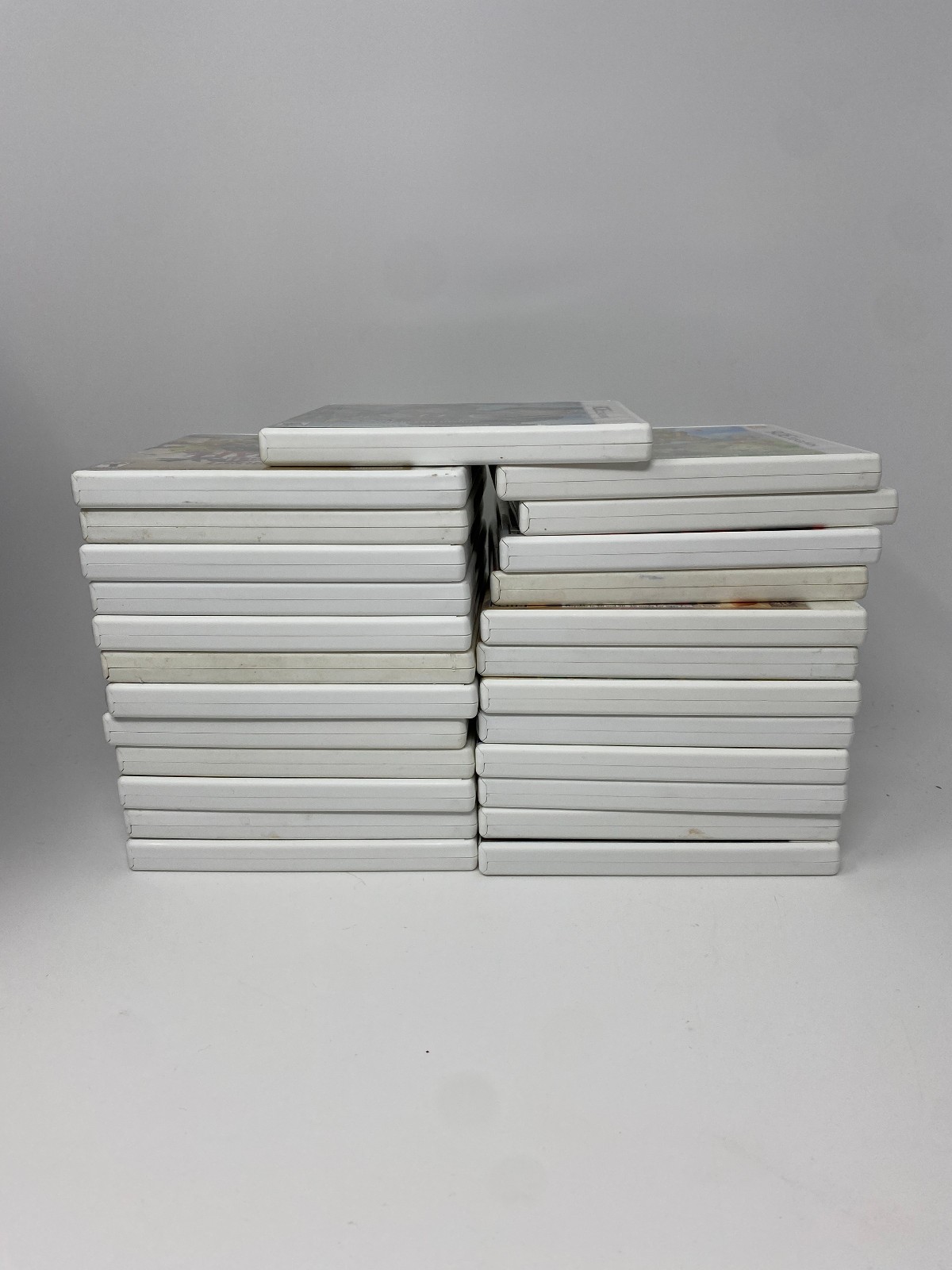 Lot of 25 Nintendo 3DS Cases Only Hyrule Kingdom Hearts Laytons Turtles Mama