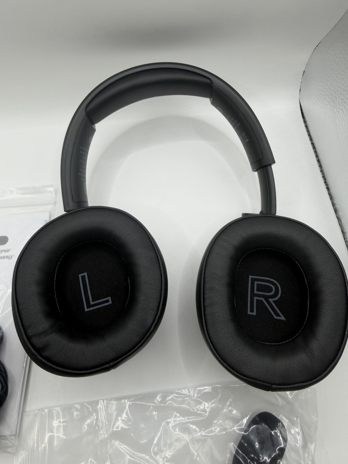 R Captain200 Black and White Gaming Headset Boom Mic Over-Ear Double Earpiece M