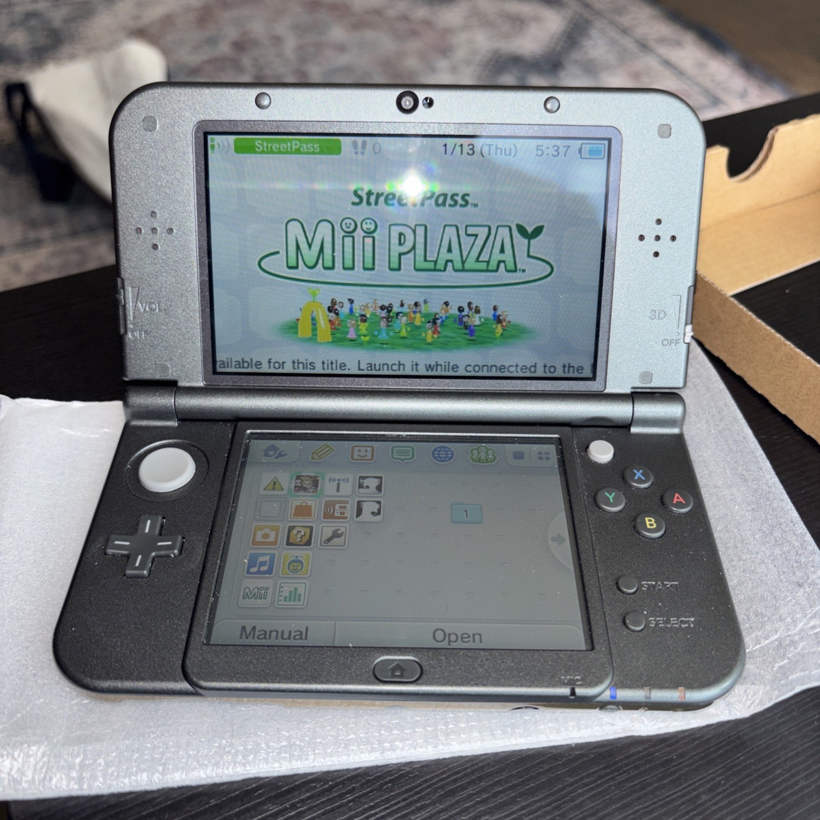 Nintendo New 3DS XL Handheld System Hyrule Edition Complete in Box Zelda Gold