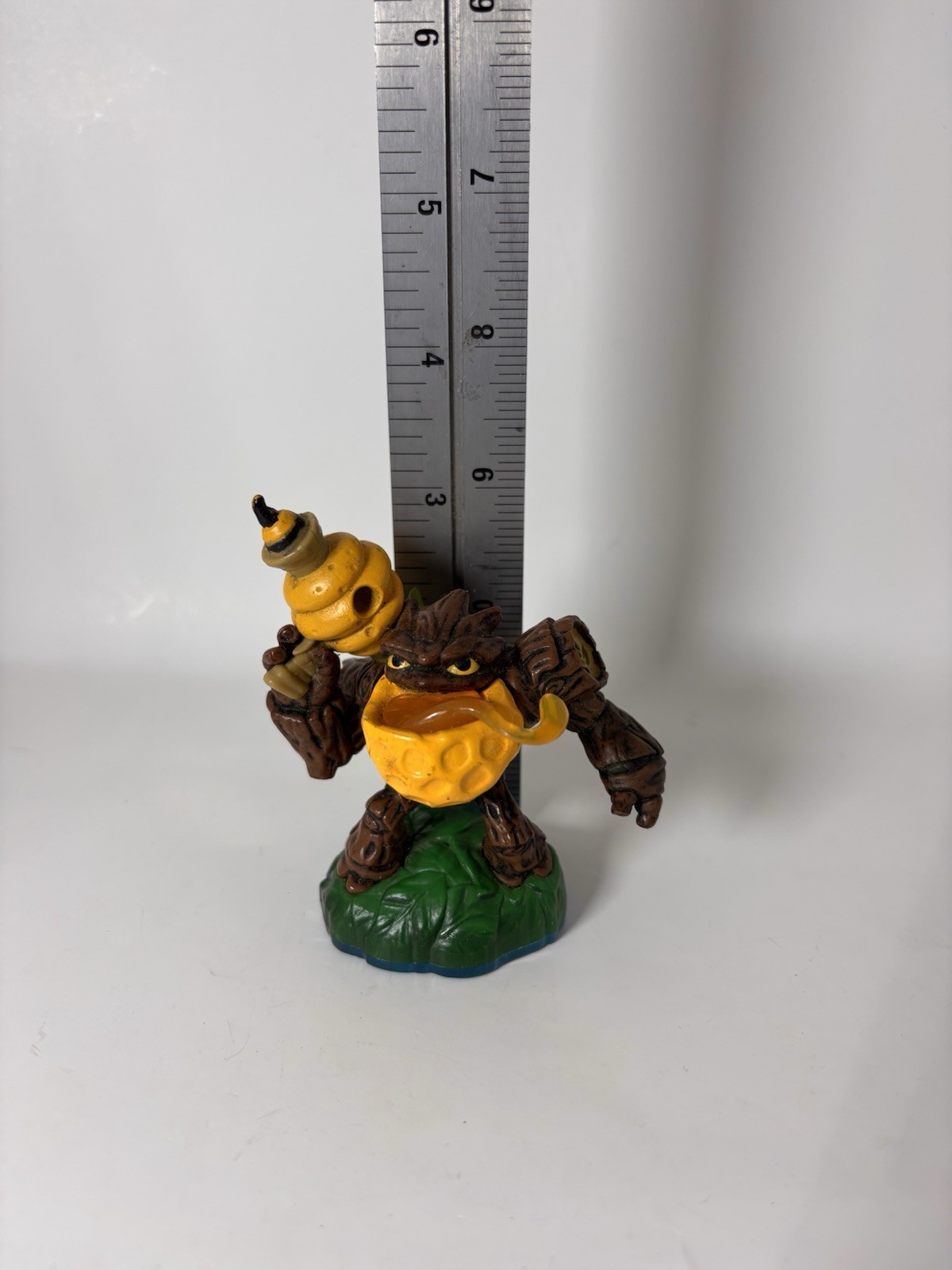 Skylanders Swap Force Bumble Blast Figure Activision Blue Base Loose