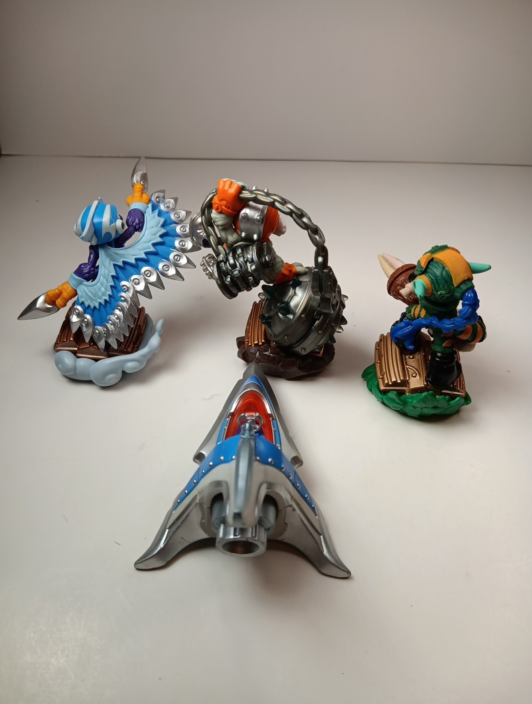 Lot Of 4 Skylanders Figures Super Chargers Stormblade Smash Hit Stealth Elf