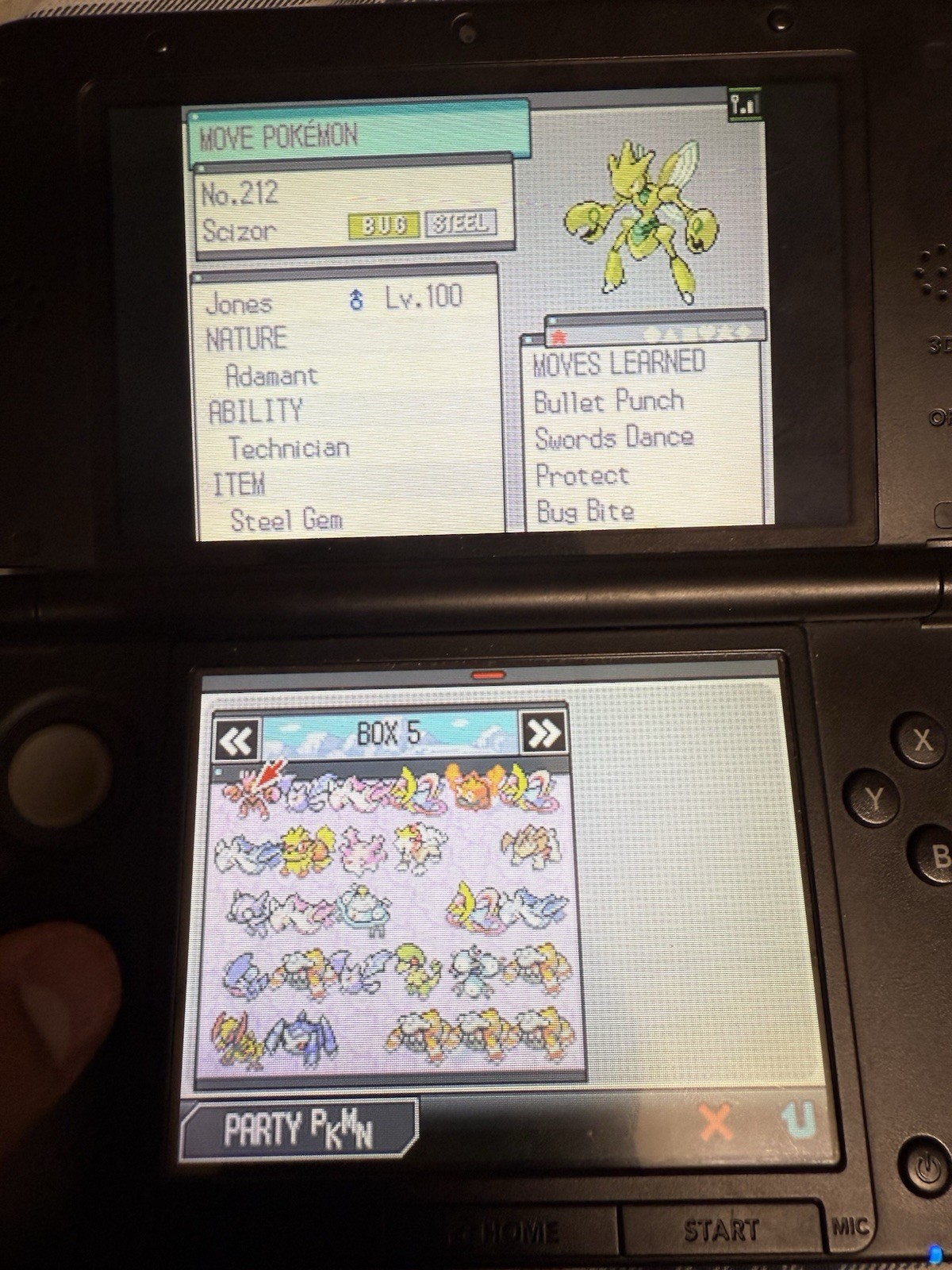 Pokemon Black and White, AUTHENTIC & TESTED. Has Case, Cart & manual, MANY SHINY