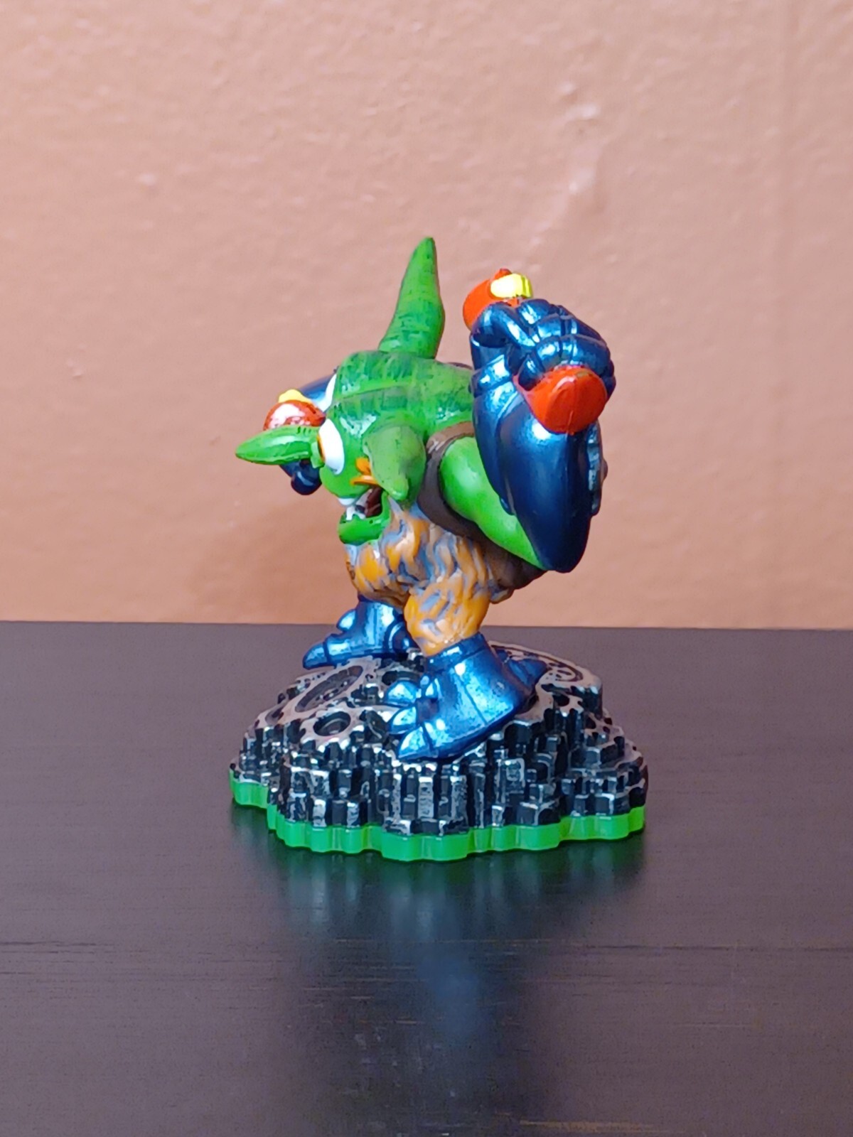 5 Skylander Figures Trigger Snappy, Flashwing, Voodood, Boomer, & Ghost Roaster