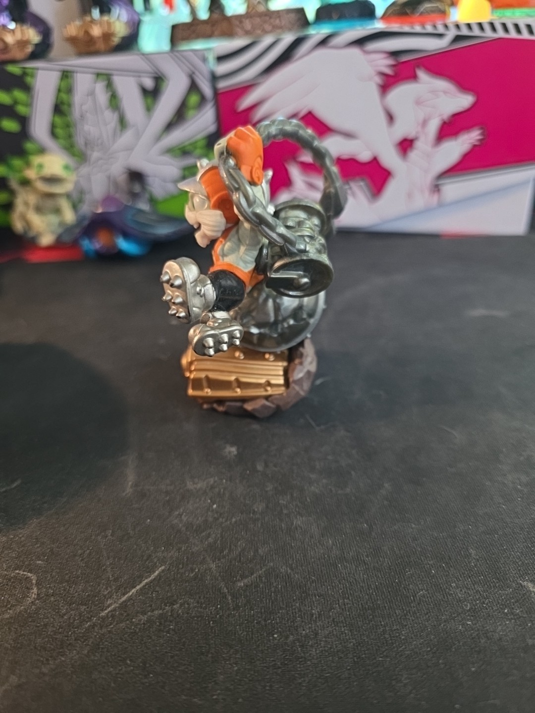 Skylanders Superchargers Smash Hit Character Figure Earth