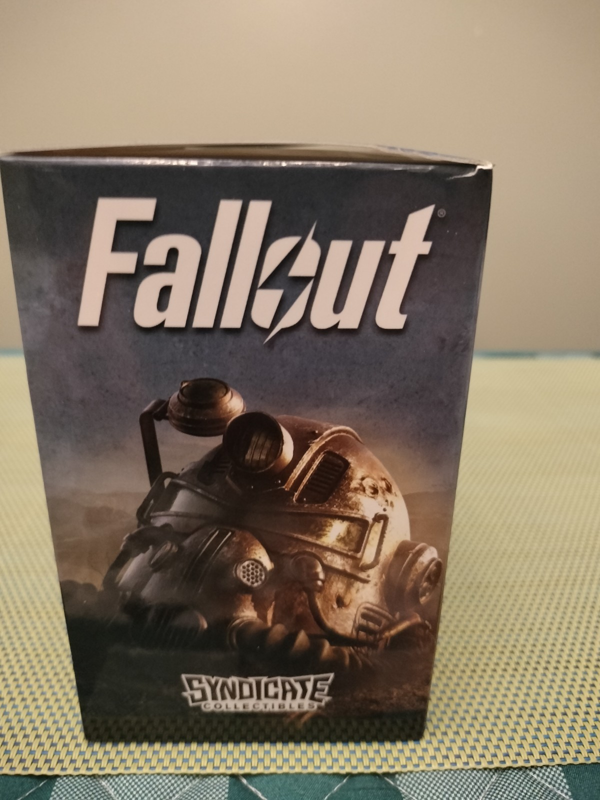 Fallout Vault Boy (Gun) 3″ Mini Figure Syndicate Collectibles Series 1 – NEW NIB