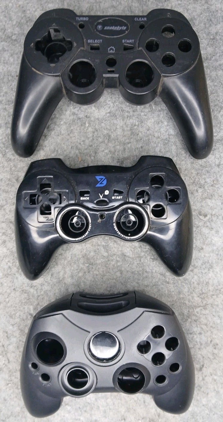 Lot 26 Third Party Controller Shells + 4 Wii Nunchuck Shells Screws Parts Repair