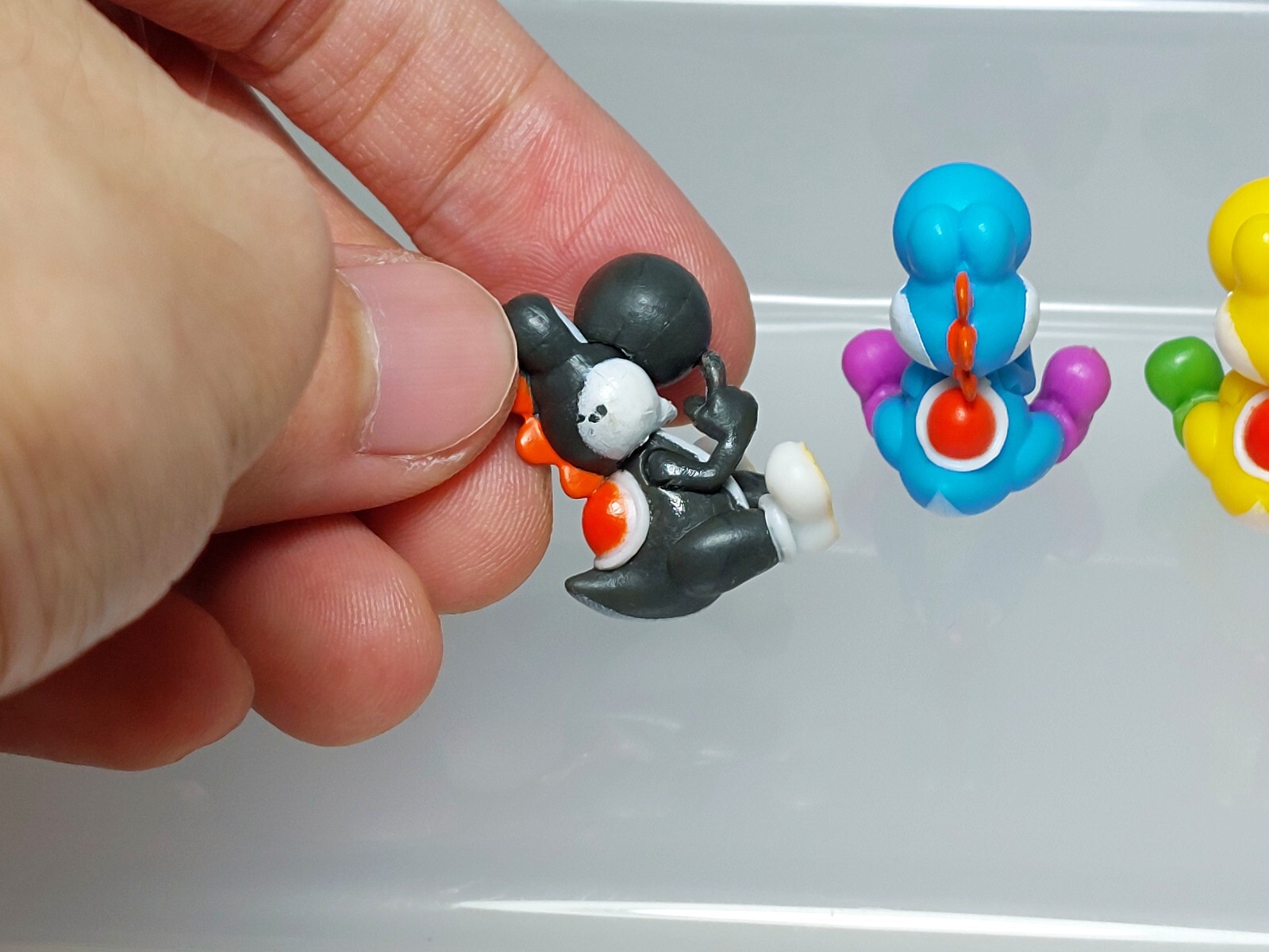 Super Mario Bath Ball Yoshi Figure Set Nintendo Japan F09 0.9in