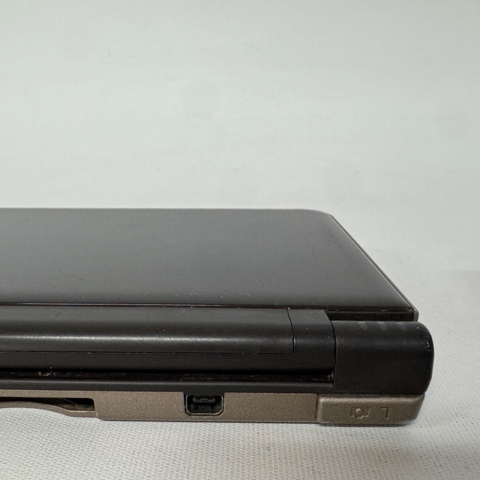 Nintendo DSi XL with Charger – Bronze/Dark Brown Good Condition TESTED No Stylus