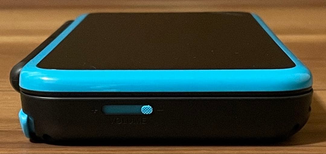 Nintendo new 2DS XL LL Turquoise x Black Console Boxed excellent condition