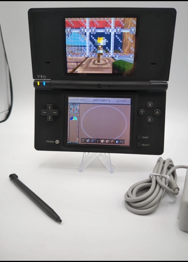 Nintendo DSi Black Console Bundle w/ Charger & 16GB SD Card